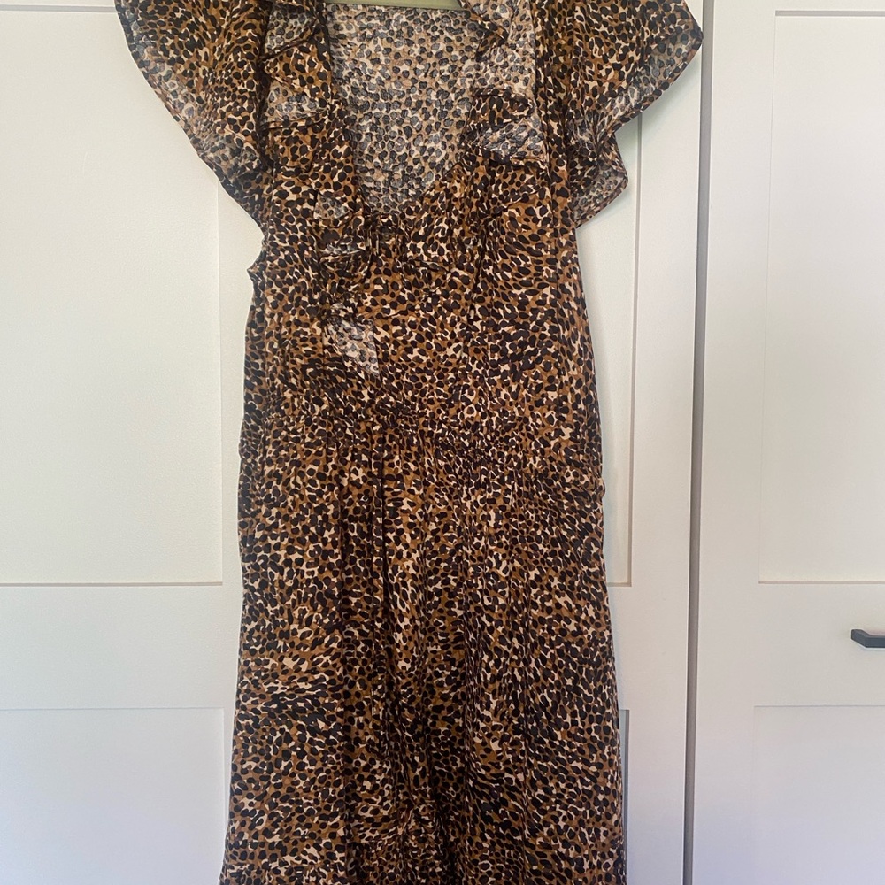 Leopard Print Dress with Ruffle Sleeves